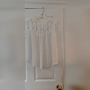 Elegant White Lace Women's Top